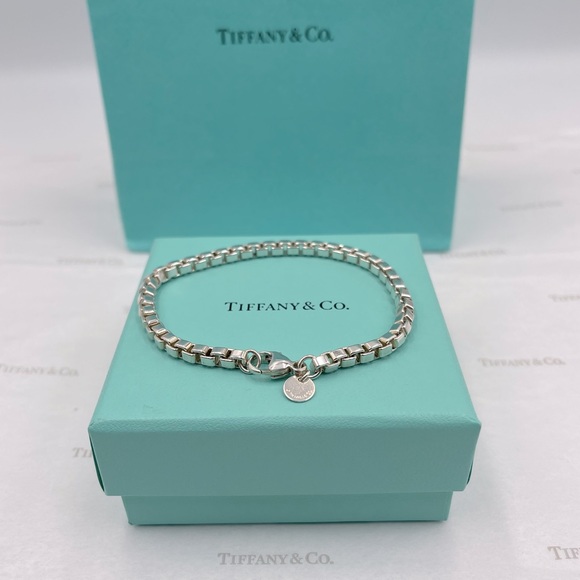 Tiffany & Co. Venetian Link Bracelet Interlocking 925 Sterling Silver W/ Pouch - Picture 3 of 11